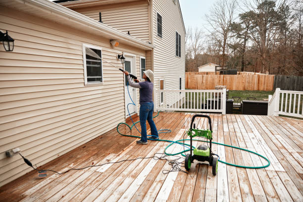 Best Concrete Pressure Washing  in Santa Ana, CA